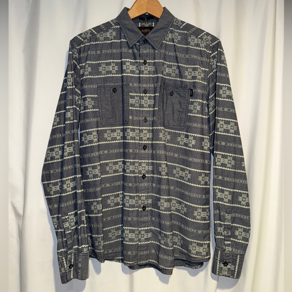 Men’s Ambig Button Down Shirt Size L - Excellent Condition